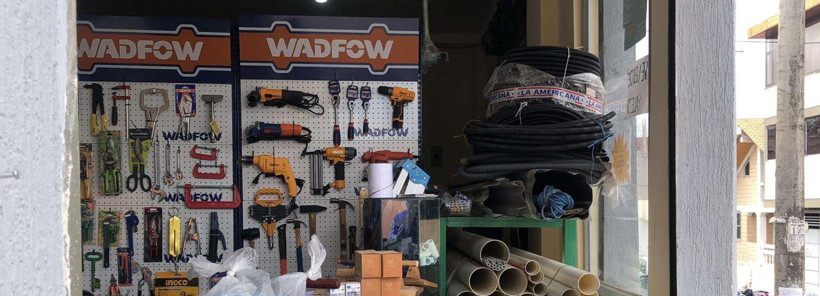 Ferretería Clavito Cover Image