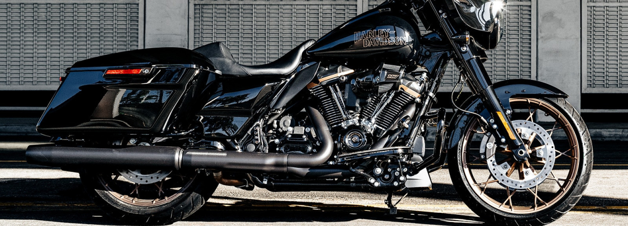 Ronnies Harley-Davidson cover image